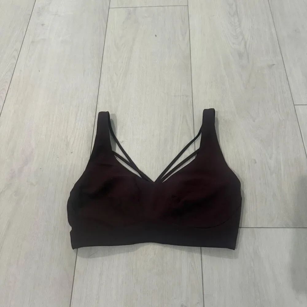 Lululemon women’s sports bra size s